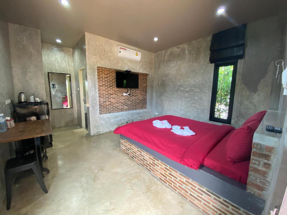 The Loft House Sakaeo Hotel Watthana Nakhon Kültér fotó