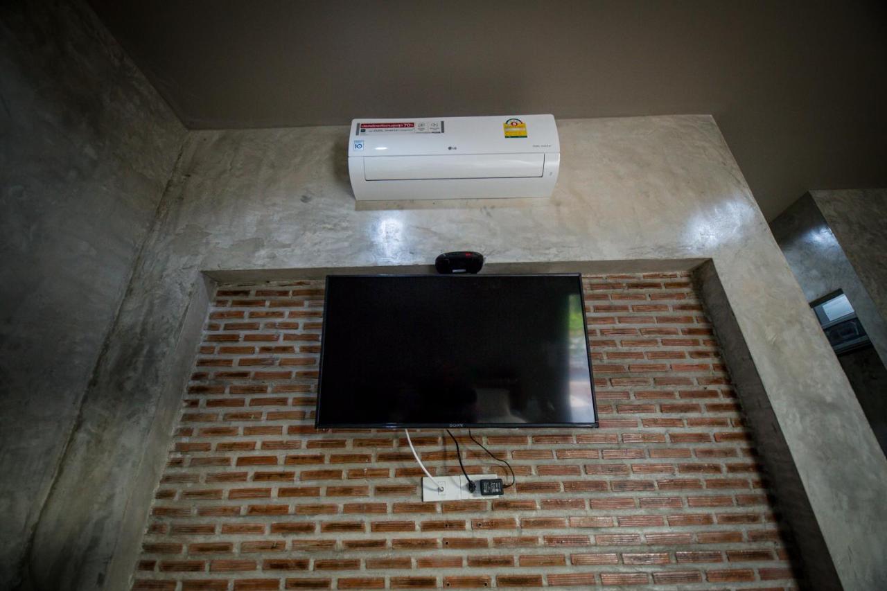 The Loft House Sakaeo Hotel Watthana Nakhon Kültér fotó